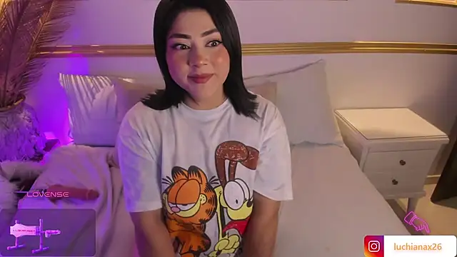 lucy26  online show from 03/21/25, 02:18