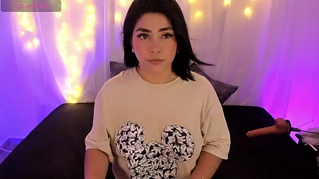 lucy26  online show from 09/23/25, 01:52