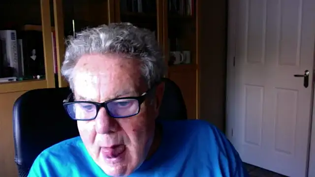 Snapshot of Oldpistolpete chatting on 10/17/25, 09:34 Oldpistolpete online show from 10/17/25, 09:34