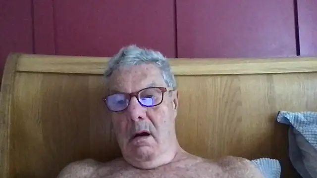 Snapshot of Oldpistolpete chatting on 06/30/26, 08:48 Oldpistolpete online show from 06/30/26, 08:48