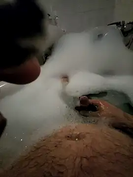 Snapshot of Paul10112 chatting on 09/14/25, 07:02 Paul10112 online show from 09/14/25, 07:02