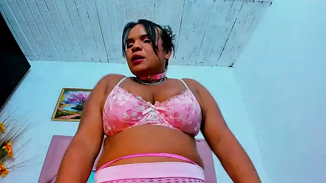 Snapshot of luciana_osorno chatting on 04/21/26, 10:34 luciana osorno online show from 04/21/26, 10:34