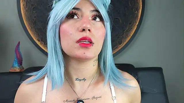 miss sharlotte18 online show from 12/02/25, 01:28