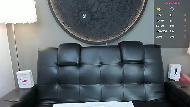 miss vaiolette online show from 02/01/25, 11:10