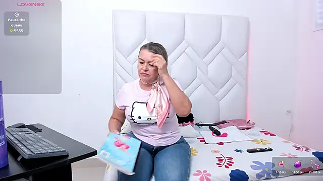 Mature Hard online show from 10/18/25, 09:04