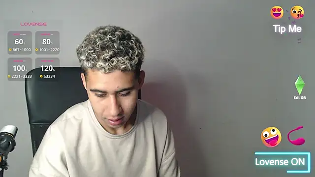 Snapshot of Daiki_Jack chatting on 12/22/24, 03:11 Daiki Jack online show from 12/22/24, 03:11