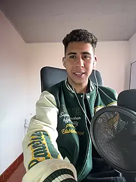 Snapshot of Daiki_Jack chatting on 02/02/25, 07:14 Daiki Jack online show from 02/02/25, 07:14