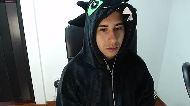 Snapshot of Daiki_Jack chatting on 02/22/25, 02:41 Daiki Jack online show from 02/22/25, 02:41