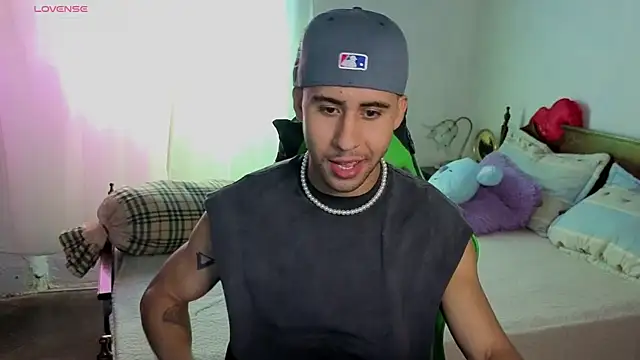 Snapshot of Daiki_Jack chatting on 10/01/25, 02:23 Daiki Jack online show from 10/01/25, 02:23