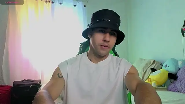 Snapshot of Daiki_Jack chatting on 10/17/25, 02:19 Daiki Jack online show from 10/17/25, 02:19