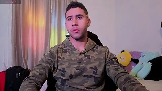 Snapshot of Daiki_Jack chatting on 10/21/25, 01:23 Daiki Jack online show from 10/21/25, 01:23