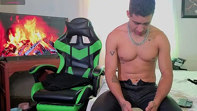 Snapshot of Daiki_Jack chatting on 11/21/25, 02:16 Daiki Jack online show from 11/21/25, 02:16