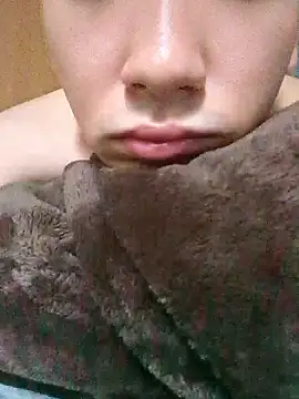 Snapshot of lioncake1221 chatting on 07/10/26, 09:39 lioncake1221 online show from 07/10/26, 09:39