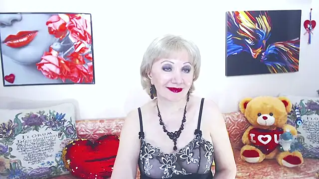 Snapshot of sexualxcharm chatting on 11/06/25, 12:39 sexualxcharm online show from 11/06/25, 12:39