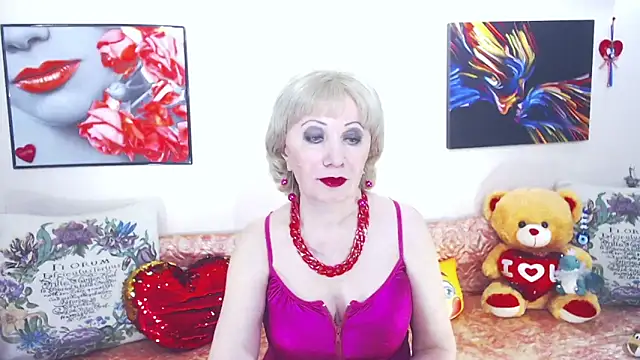 Snapshot of sexualxcharm chatting on 11/11/25, 03:01 sexualxcharm online show from 11/11/25, 03:01