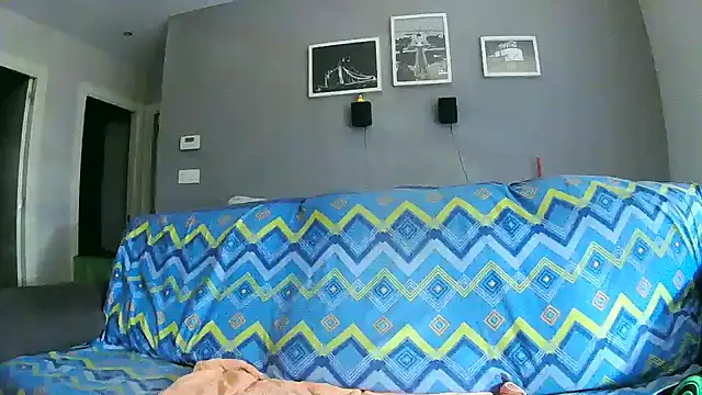 txan9876 online show from 10/29/25, 09:55