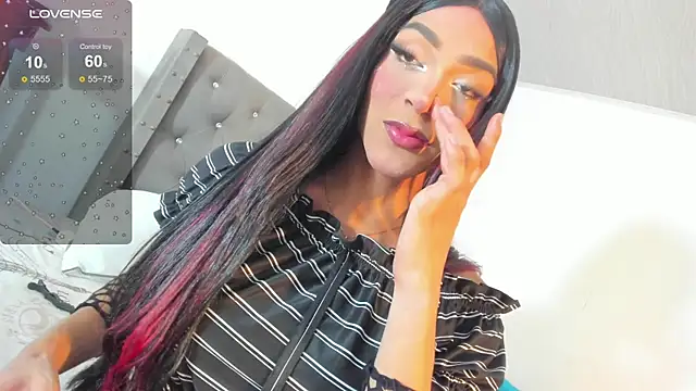 Daniela Coks online show from 03/05/25, 02:25