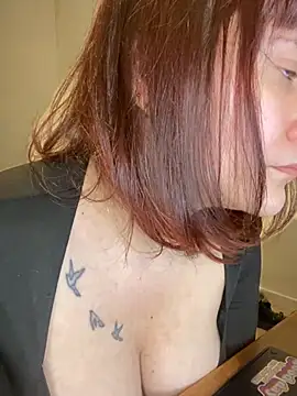 callmelouve online show from 03/01/25, 02:44