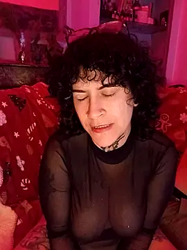 callmelouve online show from 11/20/25, 11:04