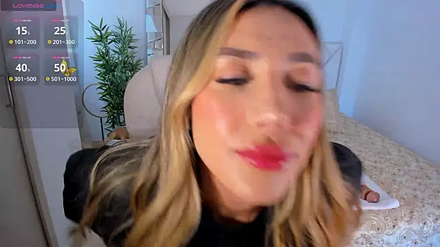 Snapshot of NiaBennet_ chatting on 02/01/25, 05:58 NiaBennet online show from 02/01/25, 05:58