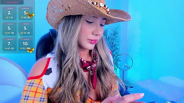 Snapshot of NiaBennet_ chatting on 10/15/25, 05:13 NiaBennet online show from 10/15/25, 05:13