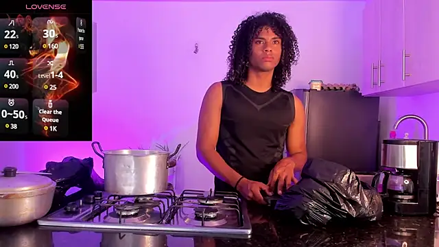 Lucas eevans online show from 01/28/25, 05:14