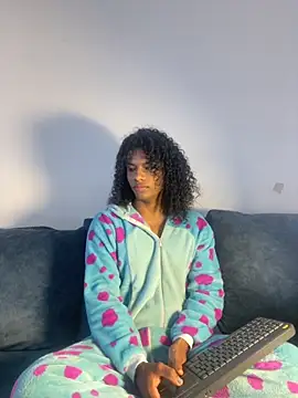 Lucas eevans online show from 11/25/25, 12:49