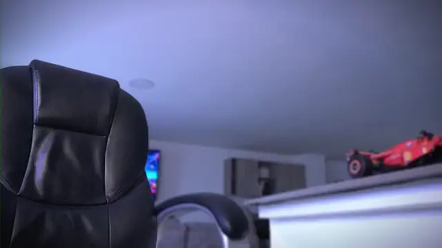 Snapshot of Frank_Farrell chatting on 10/10/25, 09:58 Frank Farrell online show from 10/10/25, 09:58