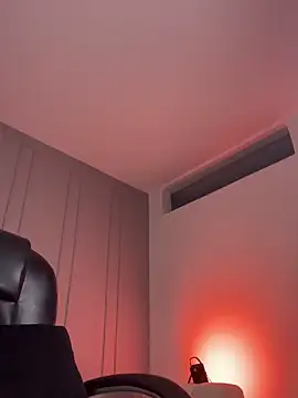 Snapshot of Frank_Farrell chatting on 11/10/25, 10:31 Frank Farrell online show from 11/10/25, 10:31