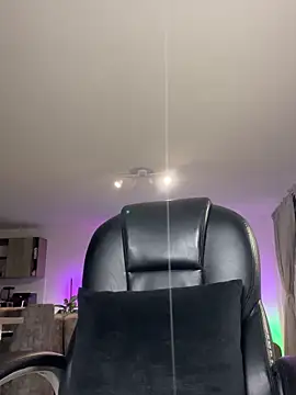 Frank Farrell online show from 02/18/26, 01:12