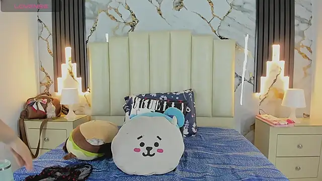 mollieblue69 online show from 03/16/25, 01:06