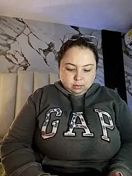 mollieblue69 online show from 11/21/25, 12:59