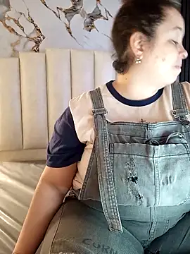 mollieblue69 online show from 05/08/26, 12:54