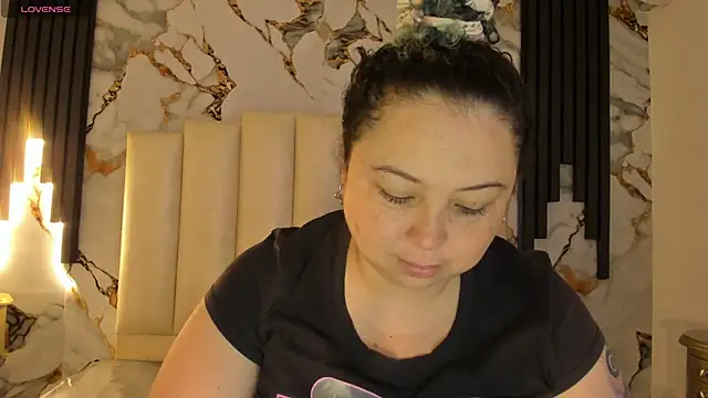 mollieblue69 online show from 05/12/26, 12:46