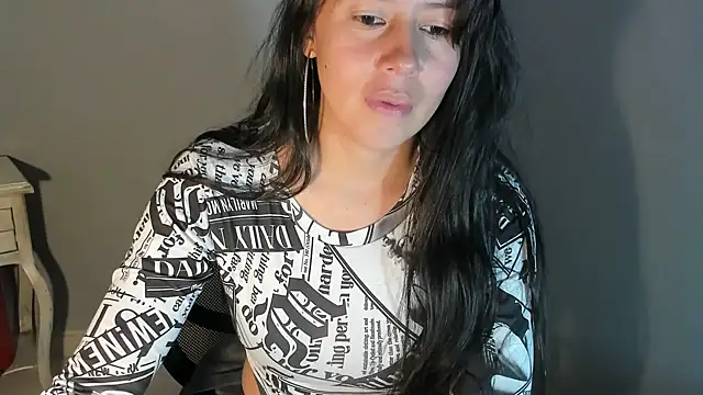 Snapshot of sandyquinnxx chatting on 12/03/25, 03:43 sandyquinnxx online show from 12/03/25, 03:43