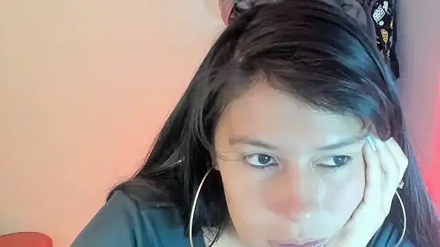 Snapshot of sandyquinnxx chatting on 12/04/25, 03:43 sandyquinnxx online show from 12/04/25, 03:43