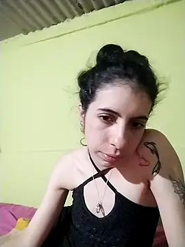 Snapshot of malarsa chatting on 12/04/25, 01:48 malarsa online show from 12/04/25, 01:48