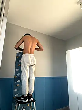 Novin4i20 online show from 10/18/25, 08:53