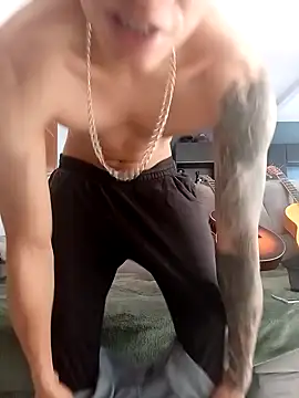 Novin4i20 online show from 10/21/25, 08:42