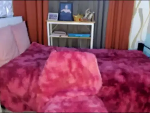 Laura yourhottestbabe123 online show from 01/22/25, 11:45