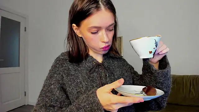 Kossie  online show from 11/06/25, 08:32