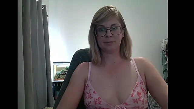 SavannaGirly online show from 03/02/25, 11:50