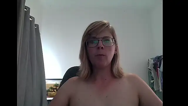 SavannaGirly online show from 03/06/25, 11:58