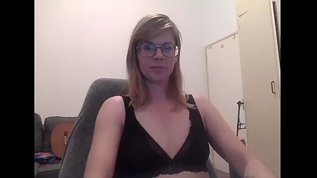 Snapshot of SavannaGirly chatting on 01/11/26, 07:24 SavannaGirly online show from 01/11/26, 07:24