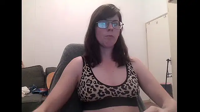 Snapshot of SavannaGirly chatting on 01/12/26, 07:46 SavannaGirly online show from 01/12/26, 07:46