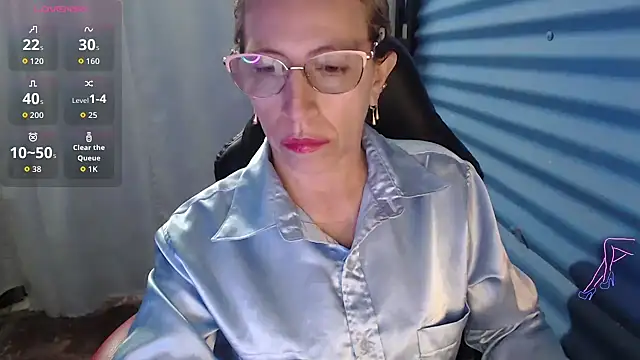 Snapshot of Chayla_Ruiz chatting on 04/19/26, 11:18 Chayla Ruiz online show from 04/19/26, 11:18
