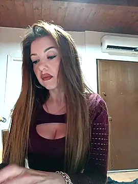 Snapshot of CurlyElisa chatting on 02/27/26, 10:43 CurlyElisa online show from 02/27/26, 10:43