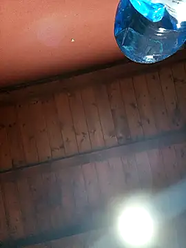 Snapshot of CurlyElisa chatting on 03/22/26, 12:03 CurlyElisa online show from 03/22/26, 12:03