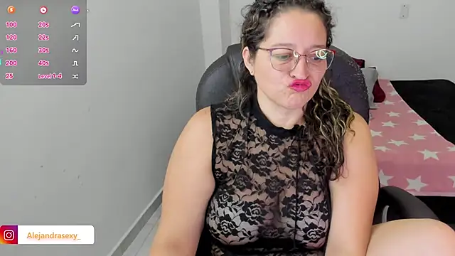 Snapshot of alejandra_milf_ chatting on 06/04/26, 09:48 alejandra milf online show from 06/04/26, 09:48