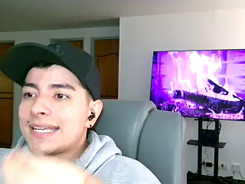 Snapshot of Jhoan_saenz chatting on 01/17/26, 04:00 Jhoan saenz online show from 01/17/26, 04:00